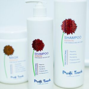 Шампунь Keratin для пошкодженного волосся 0,5л.